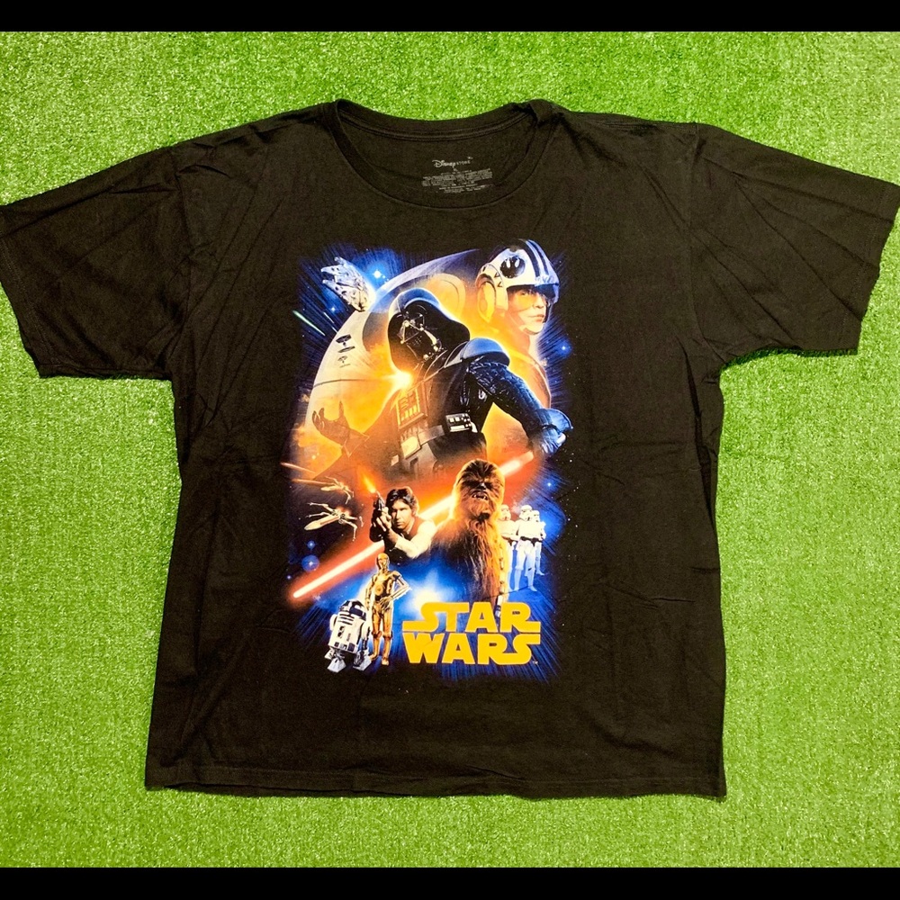 Disney Store STAR WARS Graphic T-shirt. - Picture 1 of 5